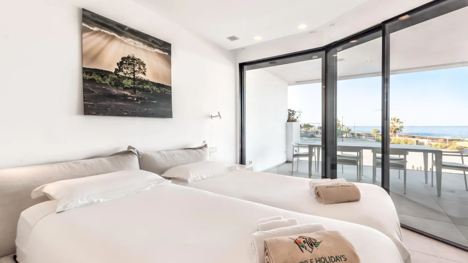 בית נופש הוילה פאלם-מאר Infinity 0-8 Luxe Sea View 2B ספרד